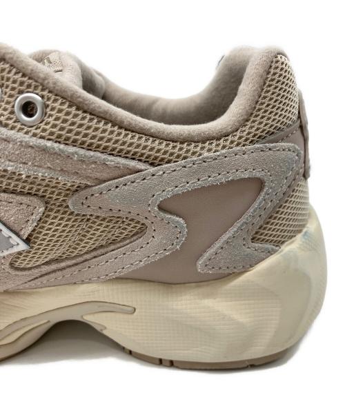 NEW BALANCE（ニューバランス）NEW BALANCE (ニューバランス) ローカットスニーカー ベージュ サイズ:23.5の古着・服飾アイテム