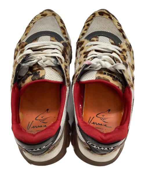 VERSACE（ヴェルサーチェ）VERSACE (ヴェルサーチェ) レオパードスニーカー ブラウン×ホワイト サイズ:43の古着・服飾アイテム