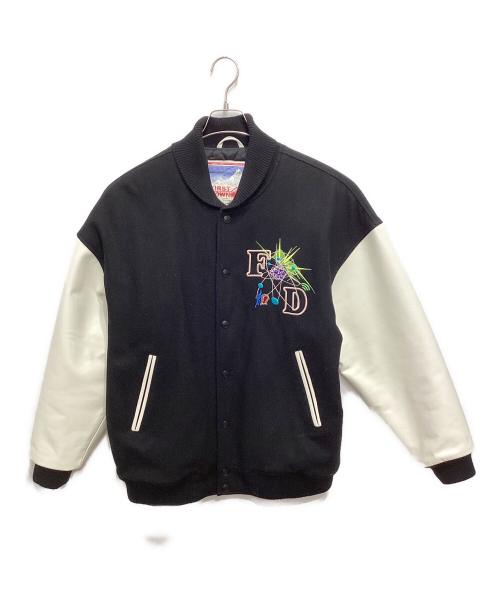 FIRST DOWN（ファーストダウン）FIRST DOWN (ファーストダウン) 袖レザー刺繍スタジャン ブラック サイズ:Mの古着・服飾アイテム