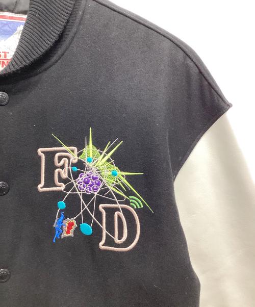 FIRST DOWN（ファーストダウン）FIRST DOWN (ファーストダウン) 袖レザー刺繍スタジャン ブラック サイズ:Mの古着・服飾アイテム