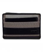 TUMIトゥミ）の古着「スリム・カード・ケース」｜ブラック×グレー
