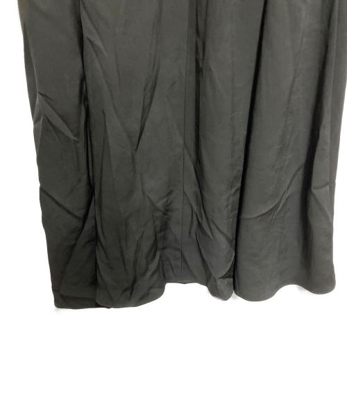 Estella.K（エステラケー）Estella.K (エステラケー) Vネックバイカラードレス ホワイト×ブラック サイズ:Freeの古着・服飾アイテム