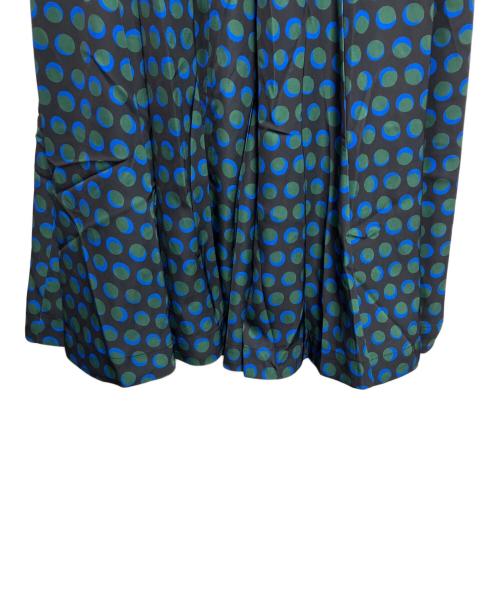 UN3D.（アンスリード）UN3D. (アンスリード) ギャザーランダムドットスカート ブラック×グリーン サイズ:36の古着・服飾アイテム