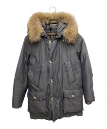 WOOLRICH（ウールリッチ）の古着「アークティックパーカー」｜グレー