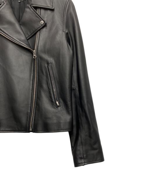 23区（ニジュウサンク）23区 (ニジュウサンク) ラムレザージャケット ブラック サイズ:38の古着・服飾アイテム