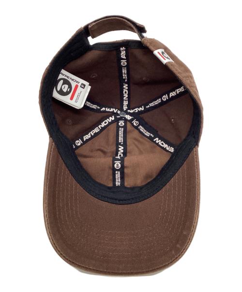 A BATHING APE（アベイシングエイプ）A BATHING APE (ア ベイシング エイプ) Moonface embroidered twill cap ブラウンの古着・服飾アイテム