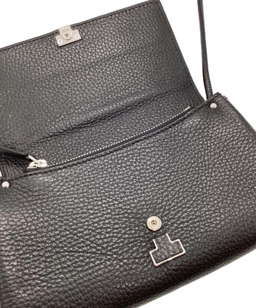 IACUCCI（イアクッチ）IACUCCI (イアクッチ) アバ ウォレットショルダー CERVO ブラックの古着・服飾アイテム