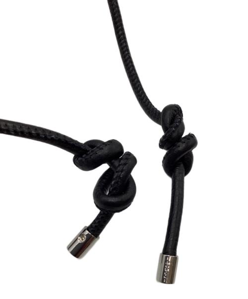 IACUCCI（イアクッチ）IACUCCI (イアクッチ) アバ ウォレットショルダー CERVO ブラックの古着・服飾アイテム