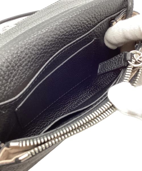 IACUCCI（イアクッチ）IACUCCI (イアクッチ) アバ ウォレットショルダー CERVO ブラックの古着・服飾アイテム