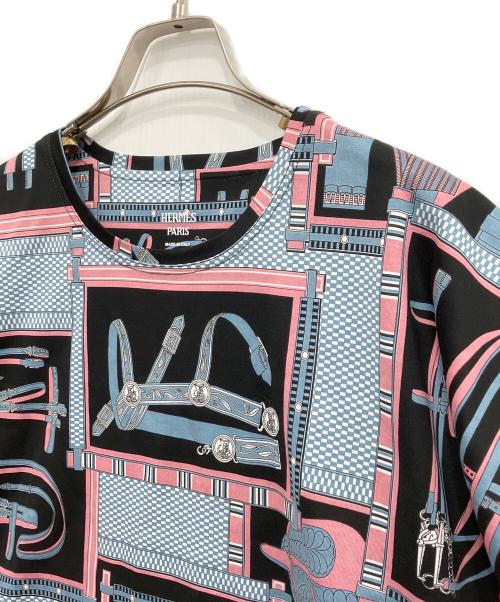 HERMES（エルメス）HERMES (エルメス) Lettres Equestres カットソー ブラック×スカイブルー×ピンク サイズ:36の古着・服飾アイテム