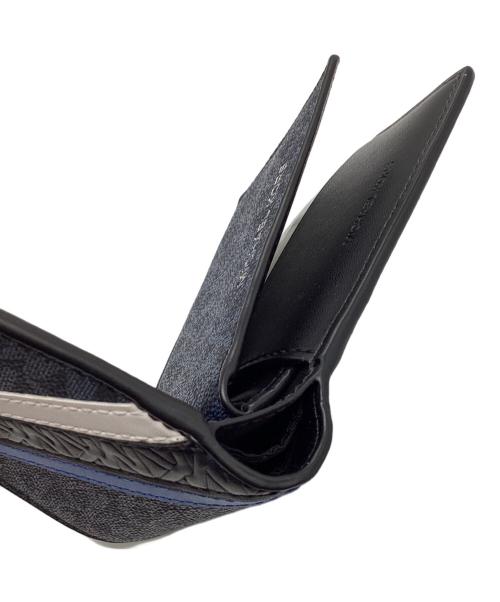 MICHAEL KORS（マイケル・コース）MICHAEL KORS (マイケル・コース) Cooper Logo Stripe Billfold Wallet With Passcase ネイビーの古着・服飾アイテム