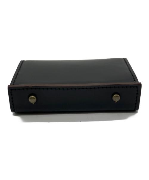 M+（エムピウ）M+ (エムピウ) MILLEFOGLIE CORDOVAN27 ブラック 未使用品の古着・服飾アイテム