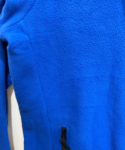 THE NORTH FACE（ザ ノース フェイス）THE NORTH FACE (ザ ノース フェイス) マウンテンバーサマイクロジャケット ブラック×ブルー サイズ:Lの古着・服飾アイテム