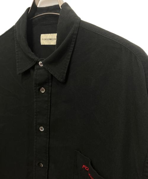 FORSOMEONE（フォーサムワン）FORSOMEONE (フォーサムワン) バックフラワープリントシャツ ブラック サイズ:46の古着・服飾アイテム