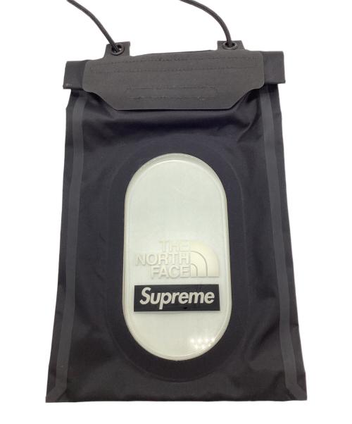 SUPREME（シュプリーム）SUPREME (シュプリーム) THE NORTH FACE (ザ ノース フェイス) Outer Tape Seam Neck Pouch ブラックの古着・服飾アイテム