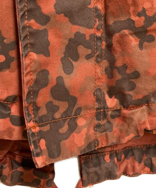 DIESEL（ディーゼル）DIESEL (ディーゼル) カモフラ柄ロゴ刺繍モッズコート オレンジ サイズ:Sの古着・服飾アイテム