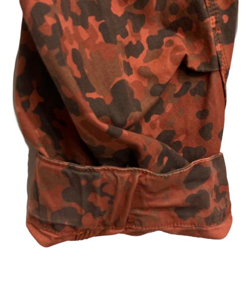 DIESEL（ディーゼル）DIESEL (ディーゼル) カモフラ柄ロゴ刺繍モッズコート オレンジ サイズ:Sの古着・服飾アイテム