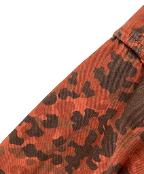 DIESEL（ディーゼル）DIESEL (ディーゼル) カモフラ柄ロゴ刺繍モッズコート オレンジ サイズ:Sの古着・服飾アイテム