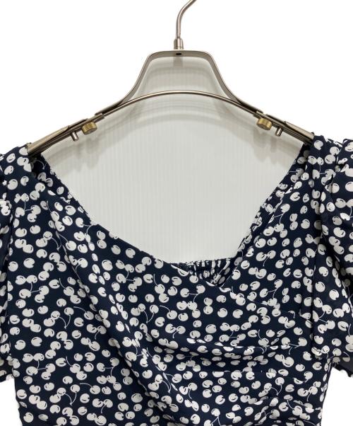 HER LIP TO（ハーリップトゥ）HER LIP TO (ハーリップトゥ) Cherry Pattern Cache-Coeur One-Piece ネイビー サイズ:XSの古着・服飾アイテム