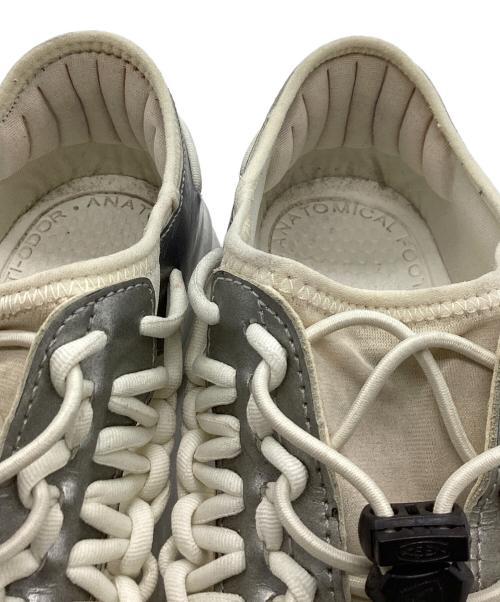 KEEN（キーン）KEEN (キーン) UNEEK ホワイト サイズ:28cmの古着・服飾アイテム