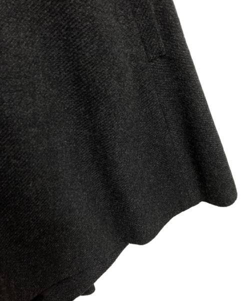 duna by petite robe noire（デュナバイプティローブノアー）duna by petite robe noire (デュナバイプティローブノアー) ポンチョ ブラック サイズ:不明の古着・服飾アイテム