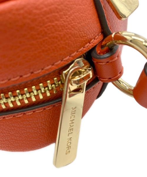 MICHAEL KORS（マイケル・コース）MICHAEL KORS (マイケル・コース) JET SET TRAVEL レザー クロスボディ ミディアム オレンジの古着・服飾アイテム