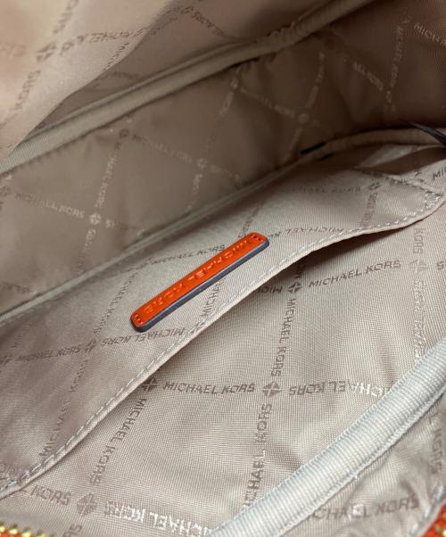MICHAEL KORS（マイケル・コース）MICHAEL KORS (マイケル・コース) JET SET TRAVEL レザー クロスボディ ミディアム オレンジの古着・服飾アイテム