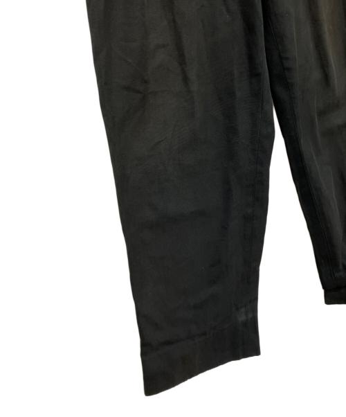 ISSEY MIYAKE MEN（イッセイミヤケメン）ISSEY MIYAKE MEN (イッセイミヤケメン) 2タックパンツ ブラック サイズ:Mの古着・服飾アイテム