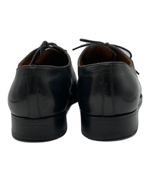 J.M.WESTON（ジェイエムウエストン）J.M.WESTON (ジェイエムウエストン) キャップトゥストレートチップシューズ ブラック サイズ:6Eの古着・服飾アイテム