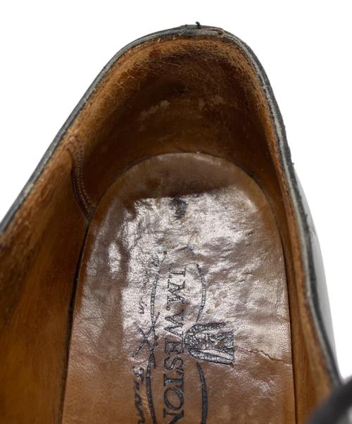 J.M.WESTON（ジェイエムウエストン）J.M.WESTON (ジェイエムウエストン) キャップトゥストレートチップシューズ ブラック サイズ:6Eの古着・服飾アイテム