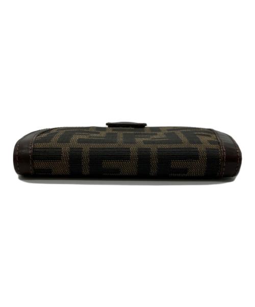 FENDI（フェンディ）FENDI (フェンディ) ズッカ柄2つ折り財布 ブラウンの古着・服飾アイテム