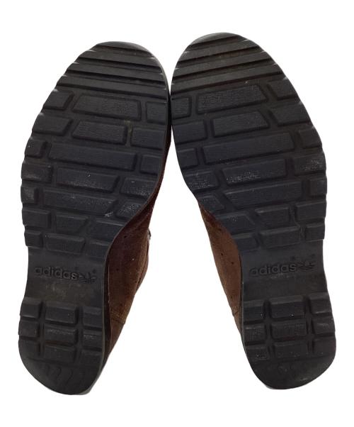 adidas（アディダス）adidas (アディダス) アディナヴィ ブラウン サイズ:27.5の古着・服飾アイテム