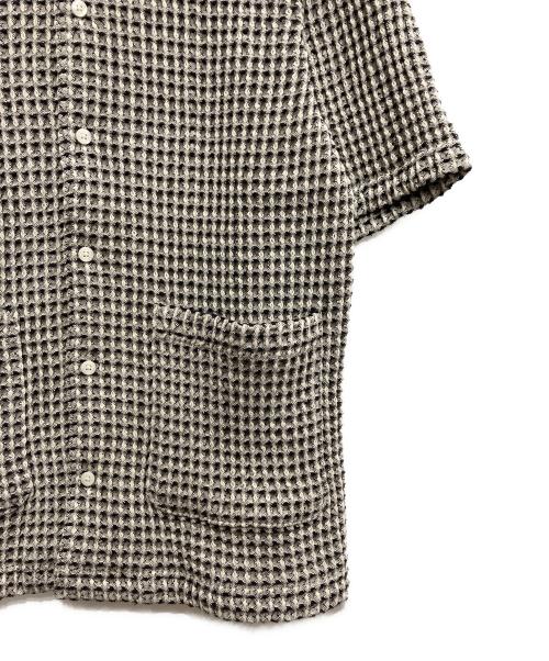 KITH（キス）KITH (キス) Bubble Check Short Sleeve Boxy Collared Overshirt ホワイト×ブラック サイズ:Sの古着・服飾アイテム