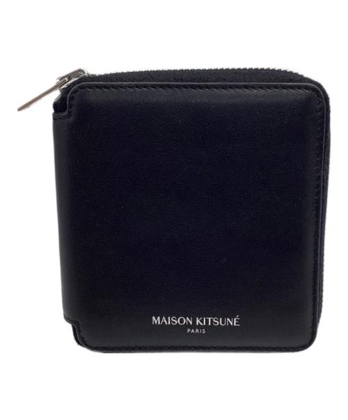 maison kitsune（メゾンキツネ）MAISON KITSUNE (メゾンキツネ) ラウンドジップ スクエアウォレット ブラックの古着・服飾アイテム