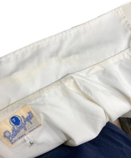 A BATHING APE（ア ベイシング エイプ）A BATHING APE (ア ベイシング エイプ) オールドスイングトップ ホワイト×ブルー サイズ:Lの古着・服飾アイテム