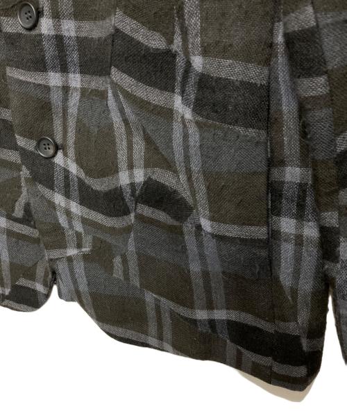 ISSEY MIYAKE MEN（イッセイミヤケメン）ISSEY MIYAKE MEN (イッセイミヤケメン) 変形チェックウールテーラードジャケット グレー サイズ:2の古着・服飾アイテム