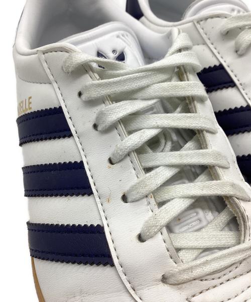 adidas（アディダス）adidas (アディダス) GAZELLE ホワイト×ネイビー サイズ:26の古着・服飾アイテム