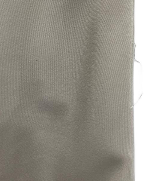 CULLNI（クルニ）CULLNI (クルニ) ベルトテーパードパンツ ベージュ サイズ:2の古着・服飾アイテム