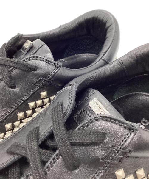 DSQUARED2（ディースクエアード）DSQUARED2 (ディースクエアード) スタッズスニーカー ブラック サイズ:SIZE 42の古着・服飾アイテム