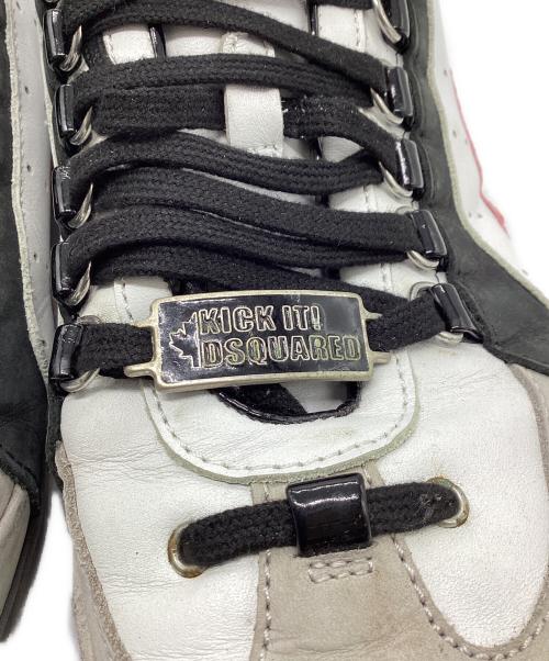 DSQUARED2（ディースクエアード）DSQUARED2 (ディースクエアード) ローカットスニーカー ホワイト サイズ:SIZE 42の古着・服飾アイテム