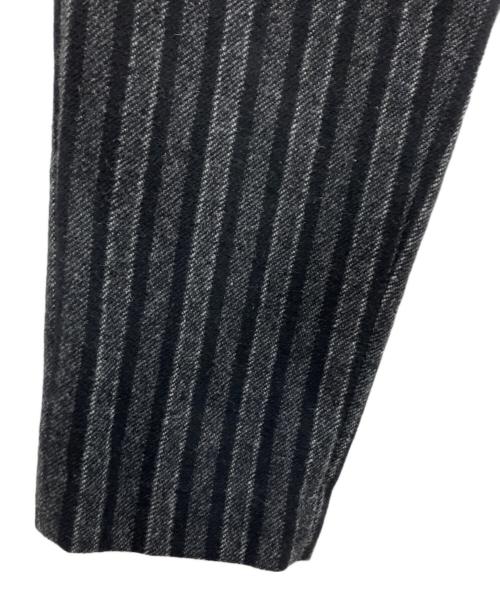 wjk（ダブルジェイケー）wjk (ダブルジェイケー) stripe easy trousers グレー サイズ:Sの古着・服飾アイテム