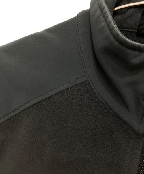 MOUNTAIN HARD WEAR（マウンテンハードウェア）MOUNTAIN HARD WEAR (マウンテンハードウェア) マウンテン テック フリース ベスト ブラック サイズ:Lの古着・服飾アイテム