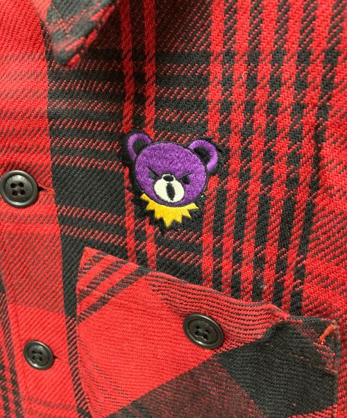 Hysteric Glamour（ヒステリックグラマー）Hysteric Glamour (ヒステリックグラマー) HYS DEAD BEAR刺繍 長袖ステンカラーシャツ レッド×ブラック サイズ:Freeの古着・服飾アイテム