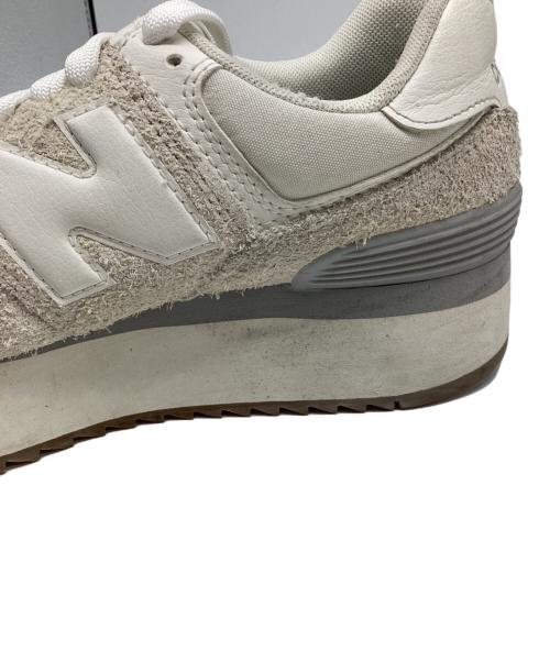 NEW BALANCE（ニューバランス）NEW BALANCE (ニューバランス) WL574ZQD ベージュ サイズ:24の古着・服飾アイテム