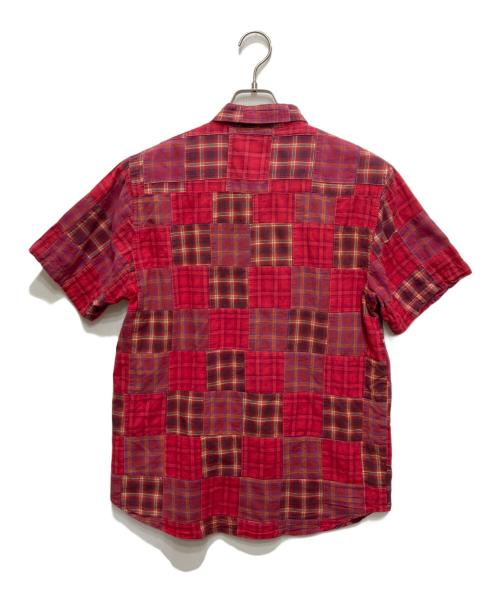 stussy（ステューシー）stussy (ステューシー) 半袖パッチワークシャツ レッド サイズ:Mの古着・服飾アイテム