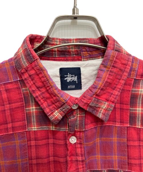 stussy（ステューシー）stussy (ステューシー) 半袖パッチワークシャツ レッド サイズ:Mの古着・服飾アイテム