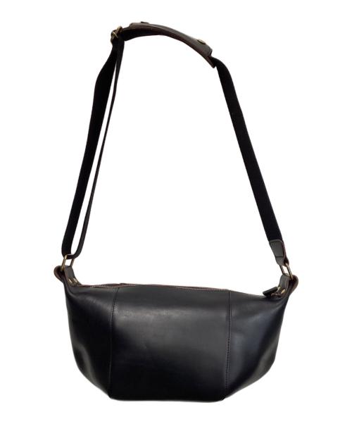 ART BROWN（アートブラウン）ART BROWN (アートブラウン) レザーショルダーバッグ ブラックの古着・服飾アイテム