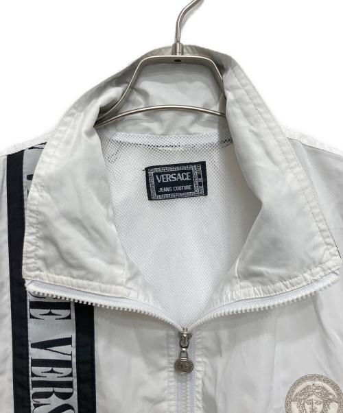 VERSACE JEANS COUTURE（ヴェルサーチ ジーンズクチュール）VERSACE JEANS COUTURE (ヴェルサーチ ジーンズクチュール) ベスト ホワイト×ブラック サイズ:不明の古着・服飾アイテム