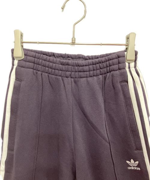 adidas（アディダス）adidas (アディダス) スリーストライプス ルーズ フレンチテリー ワイドレッグパンツ パープル サイズ:XS 未使用品の古着・服飾アイテム