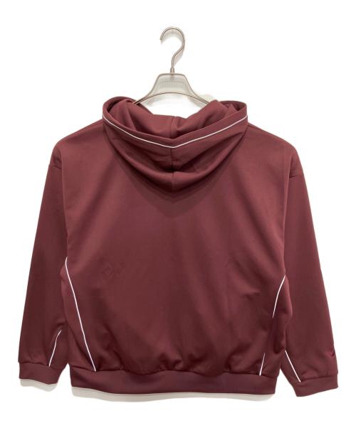 asics（アシックス）asics (アシックス) YOASOBI (ヨアソビ) プルオーバーパーカー バーガンディー サイズ:L 未使用品の古着・服飾アイテム